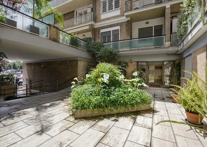 Pio Vatican Flat